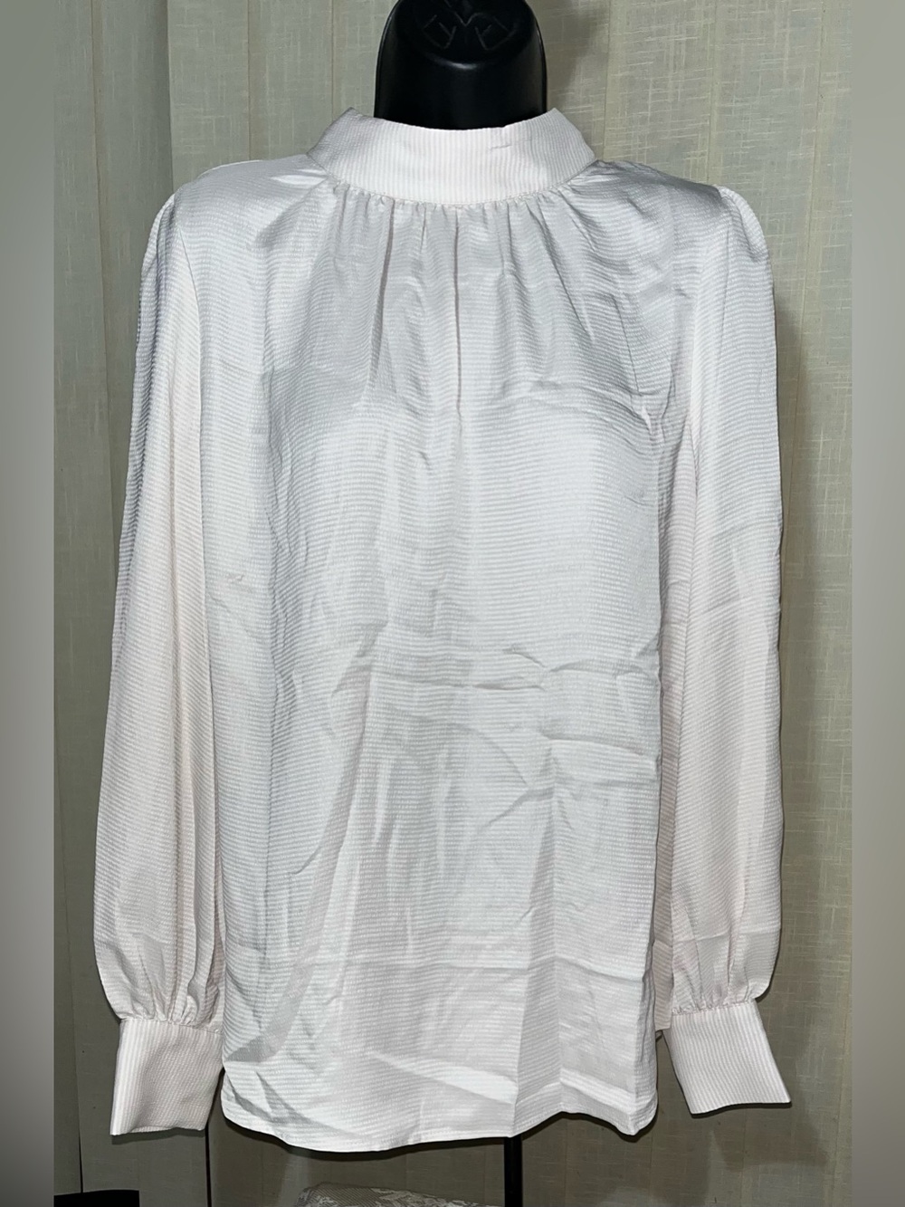 H&M White Mock-Neck Long-Sleeve Women’s Blouse Size M NWT!